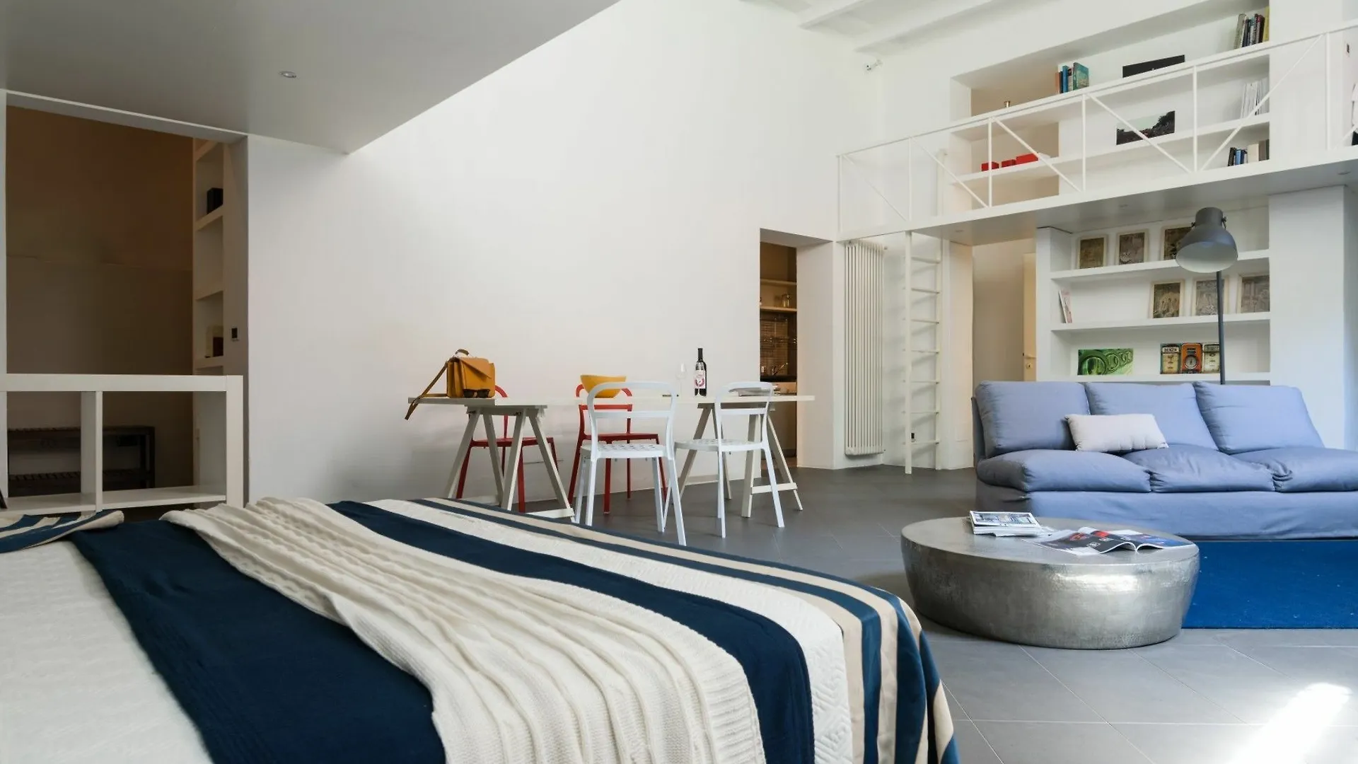 Bocconi Hintown House Apartment Milan